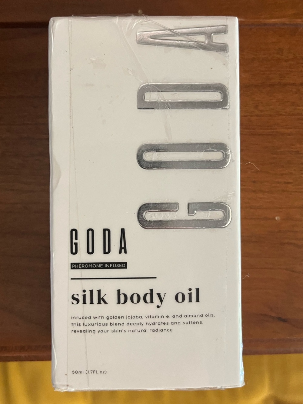 GODA Silk Body Oil - Silk Body Oil Bottle in White Box